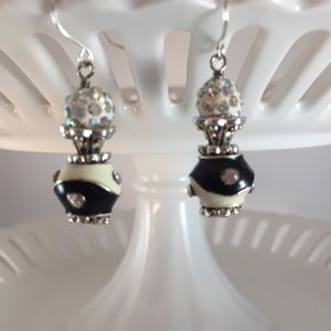 Handmade Earrings Black White Silver   925 Plated Dangle New